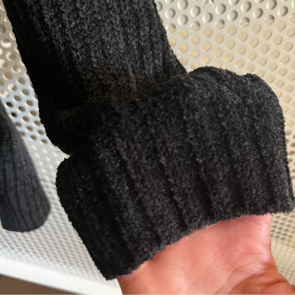 Joe Fresh Closed Cowl Neck Chunky Knit Sweater Size Medium Black - Picture 3 of 9